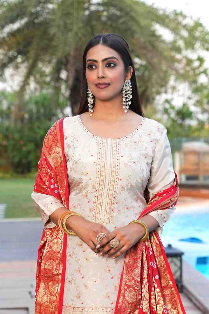 White Red color Sequence & Thread work Designer Wedding Lehenga Choli For Wedding Function BL1287